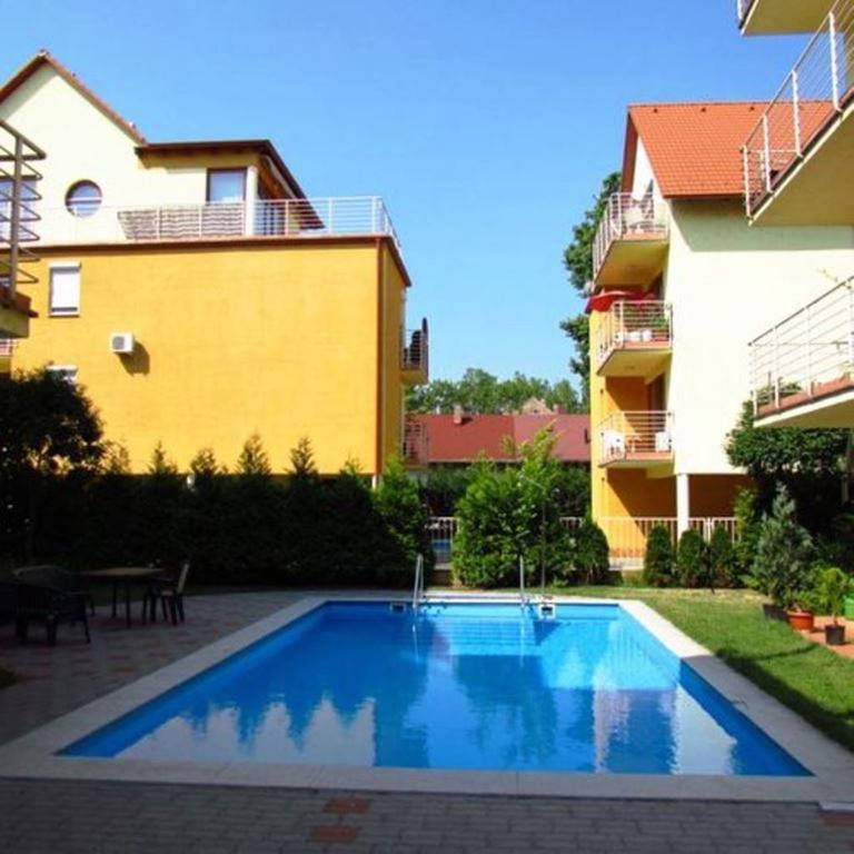 Siraly Apartman Шиофок Экстерьер фото